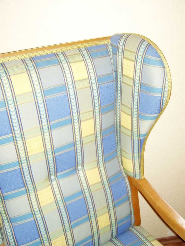 Handgefertigter Ohrensessel